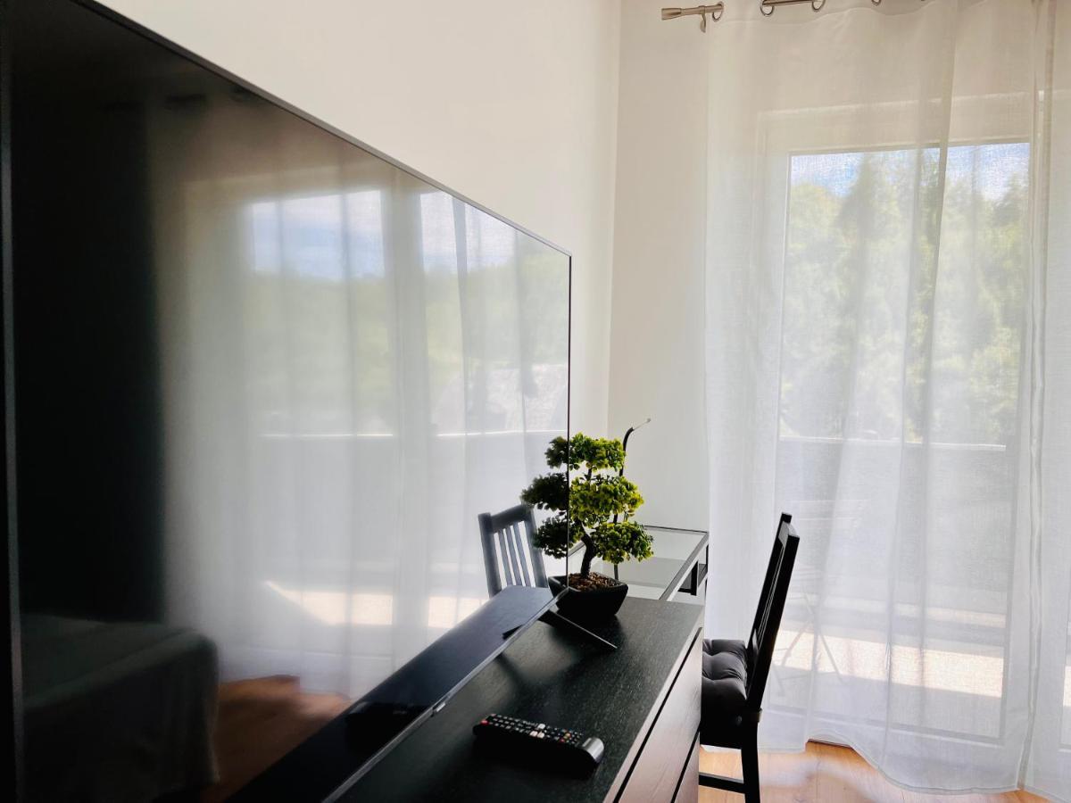 Idyllische Ferienwohnung Mit Balkon & Ausblick Arzbach Εξωτερικό φωτογραφία